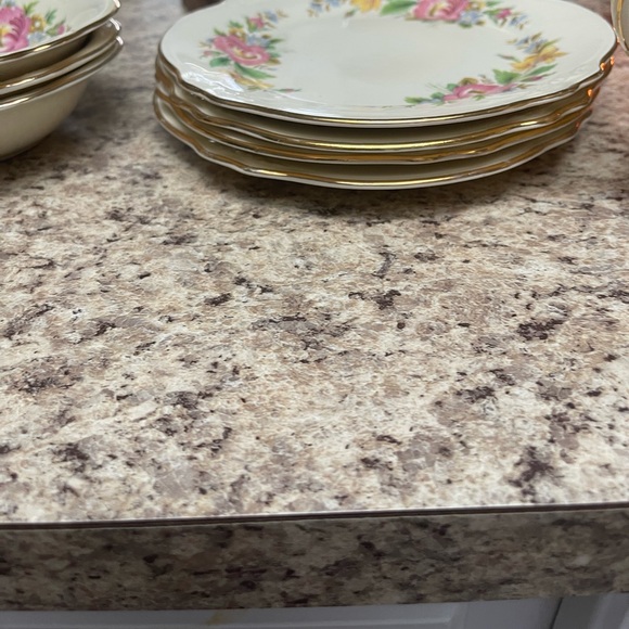 China - Picture 1 of 6